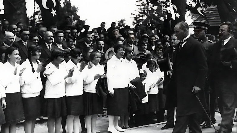 кадр из фильма Atatürk: Founder of Modern Turkey