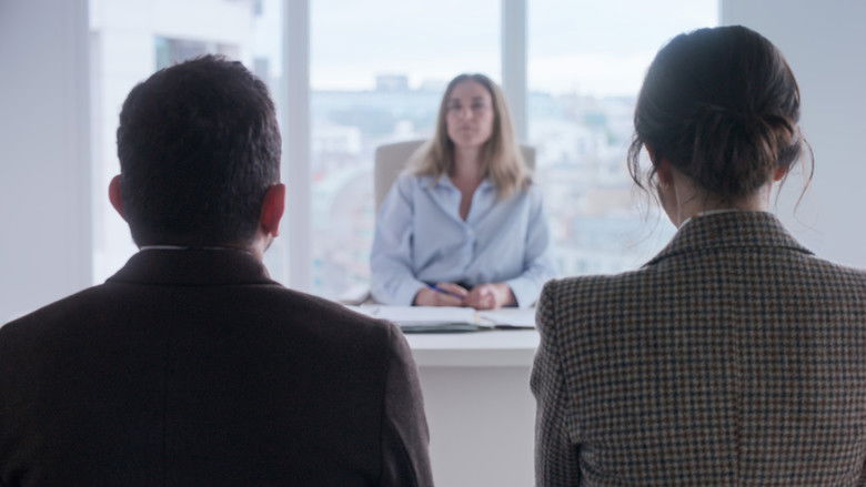 кадр из фильма On vous croit