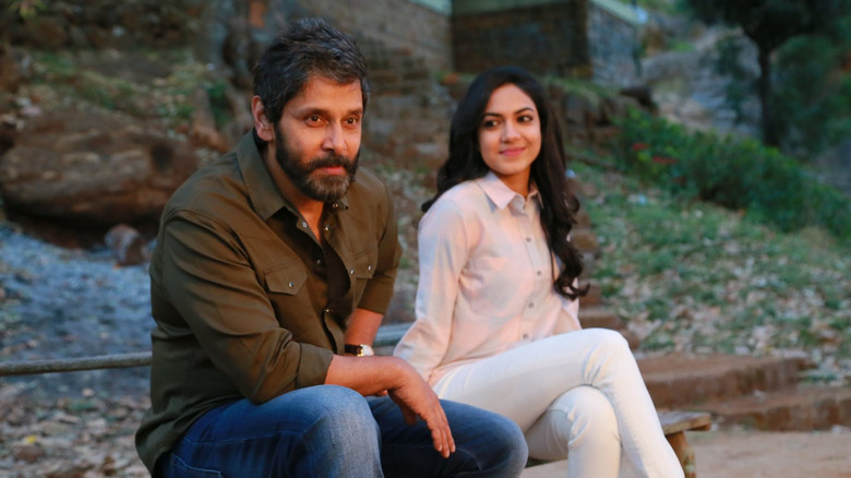 кадр из фильма துருவ நட்சத்திரம்: அத்தியாயம் ஒன்று - யுத்த காண்டம்