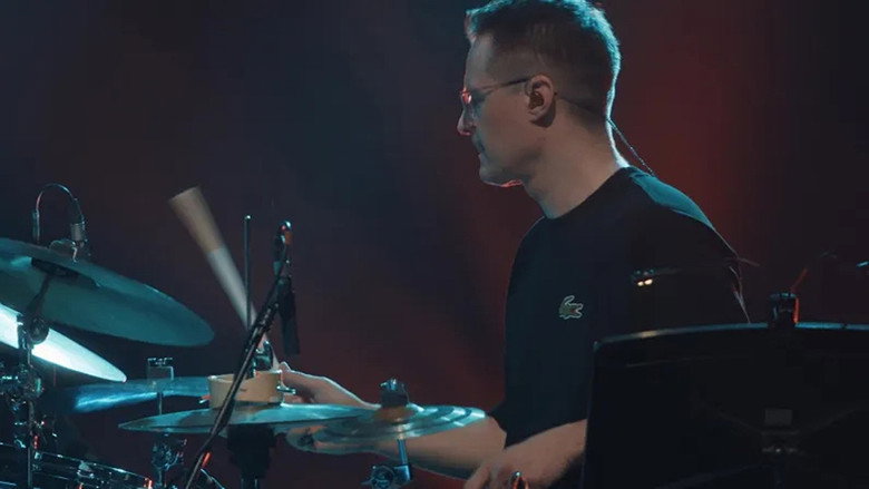 кадр из фильма #LetsBaRock!