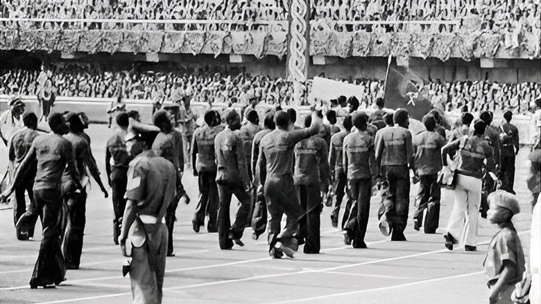 кадр из фильма Le Glas