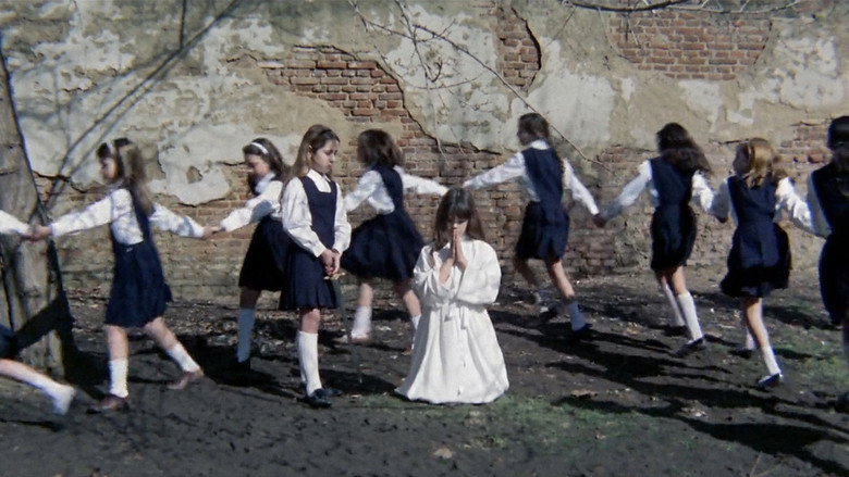 кадр из фильма La Madriguera