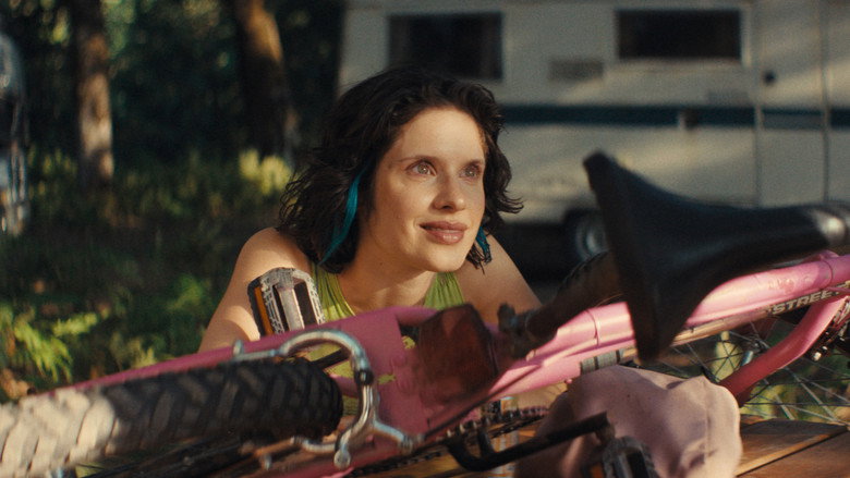 кадр из фильма Οι άγριες μέρες μας