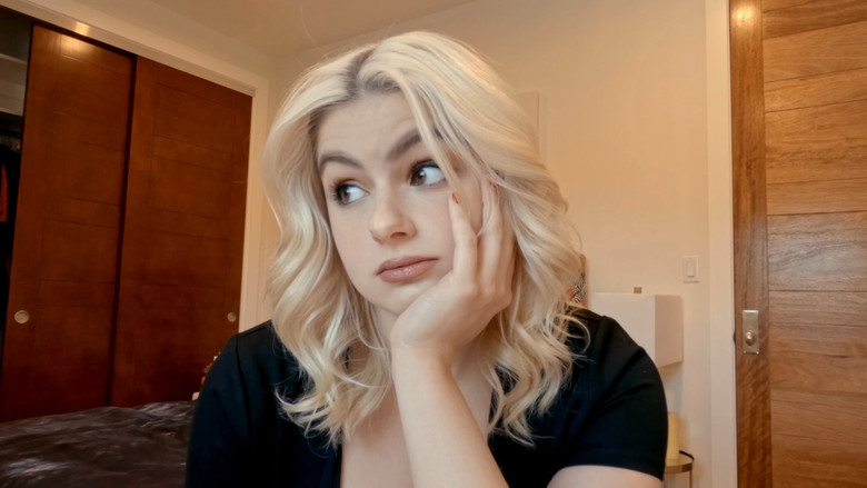 кадр из фильма Don't Log Off