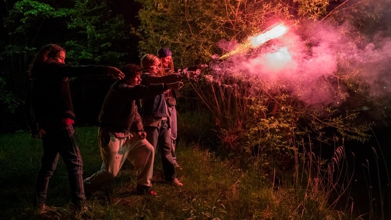 кадр из фильма Platzspitzbaby