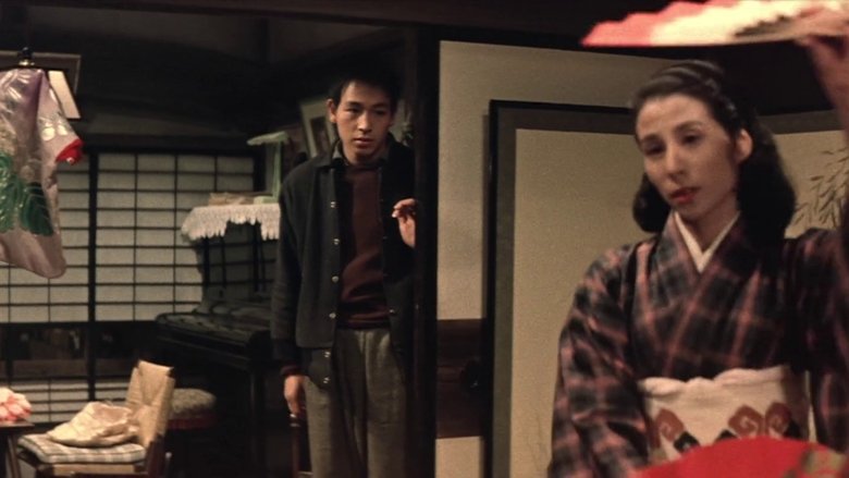 кадр из фильма Лепестки на ветру