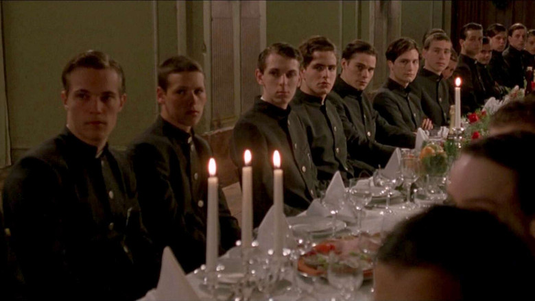 кадр из фильма Закон противоположностей