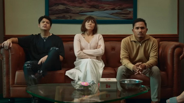 кадр из фильма Tiba Tiba Setan