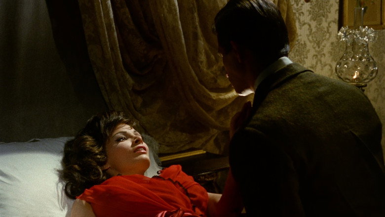кадр из фильма Мельница каменных женщин