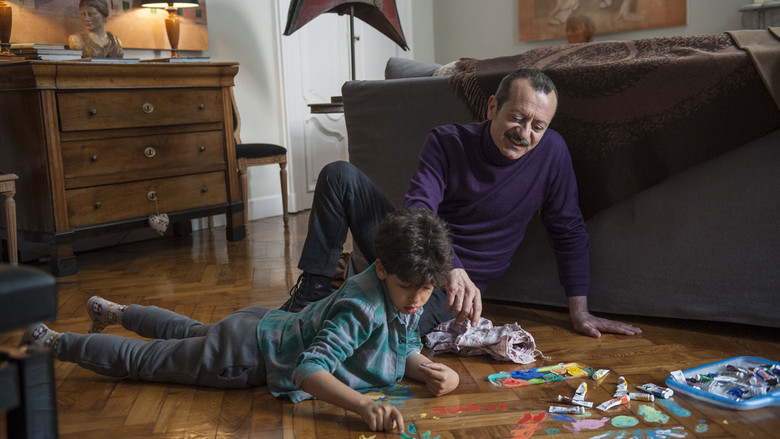 кадр из фильма Tu mi nascondi qualcosa