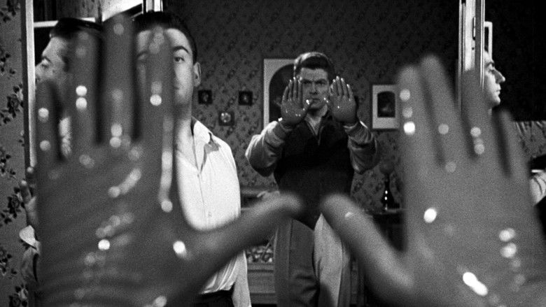 кадр из фильма Орфей