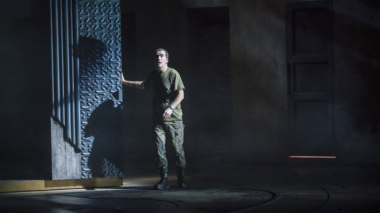 кадр из фильма Национальный живой театр: Антоний и Клеопатра