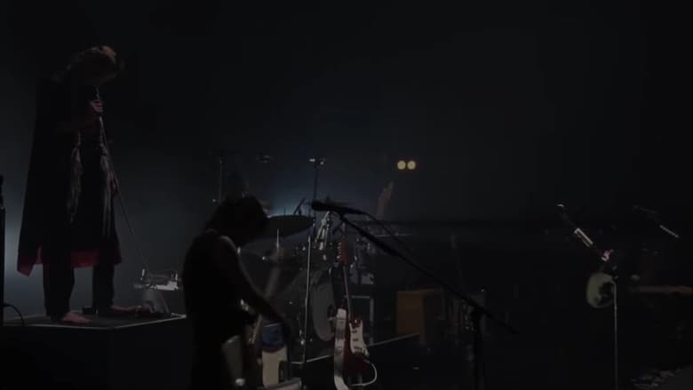 кадр из фильма tricot Silent Show 