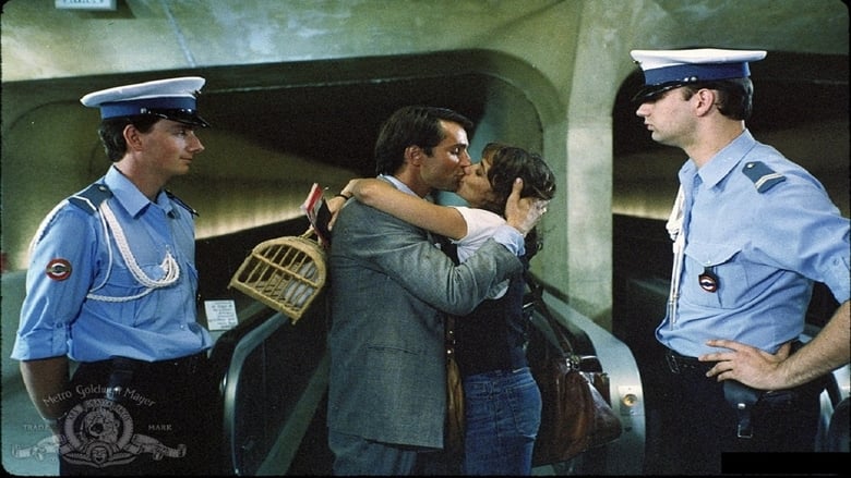 кадр из фильма До сентября