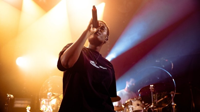 кадр из фильма Arlo Parks en Concert au Trabendo