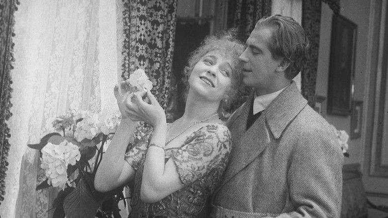 кадр из фильма Erotikon