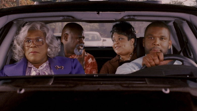 кадр из фильма Мэдея в тюрьме