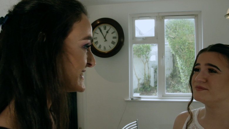 кадр из фильма Aisling & Michelle