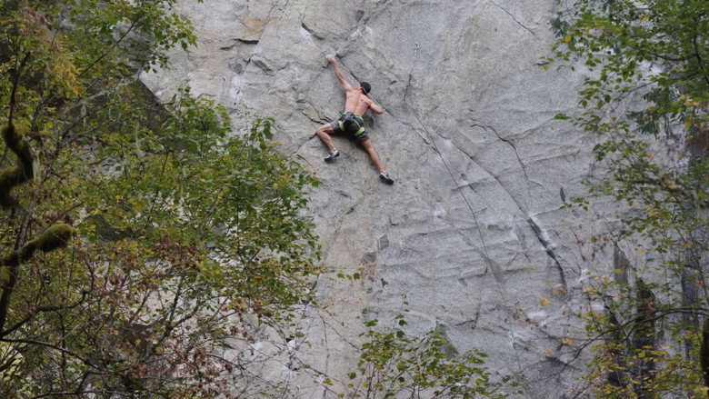 кадр из фильма RACE TO 9A