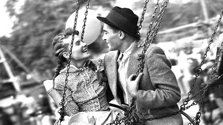 кадр из фильма Карусель