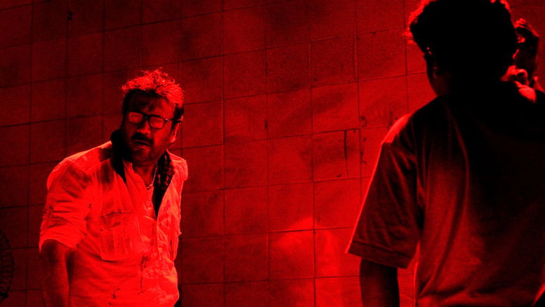 кадр из фильма ஆரண்ய காண்டம்