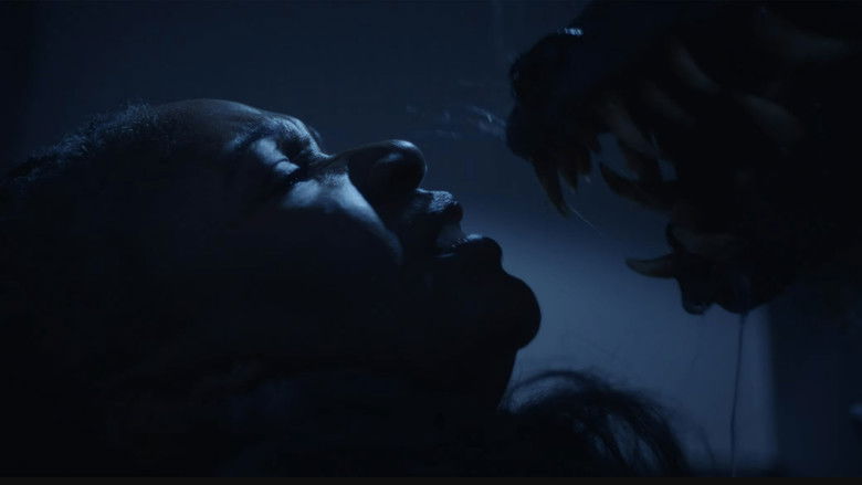 кадр из фильма Hold the Fort