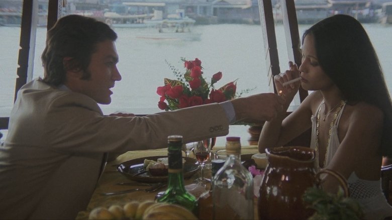 кадр из фильма Эммануэль на Востоке