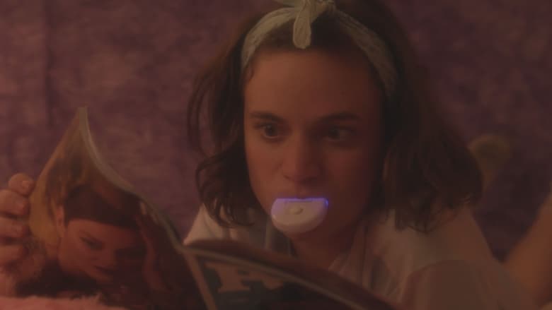 кадр из фильма power glow diamond infused metallic face mask