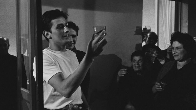 кадр из фильма Рокко и его братья