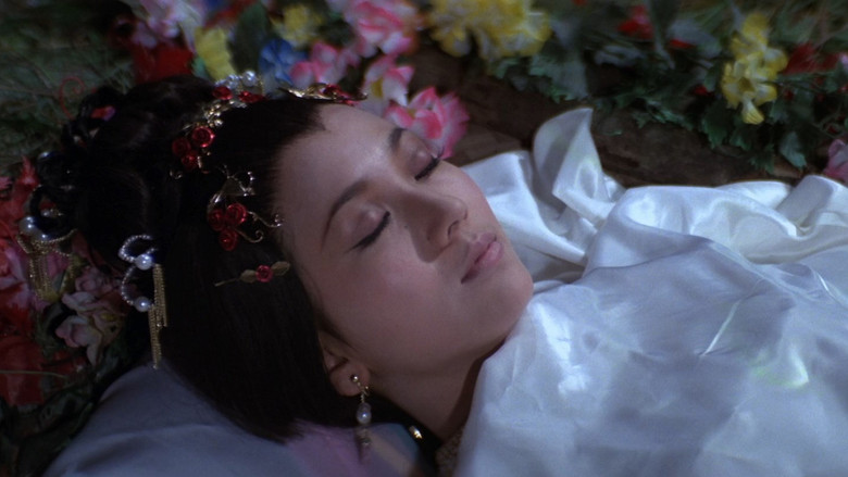 кадр из фильма Герои не плачут