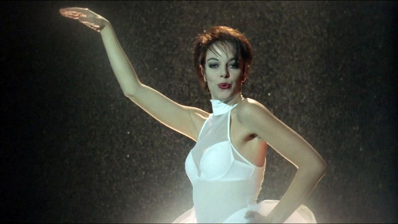 кадр из фильма Я без ума от Айрис