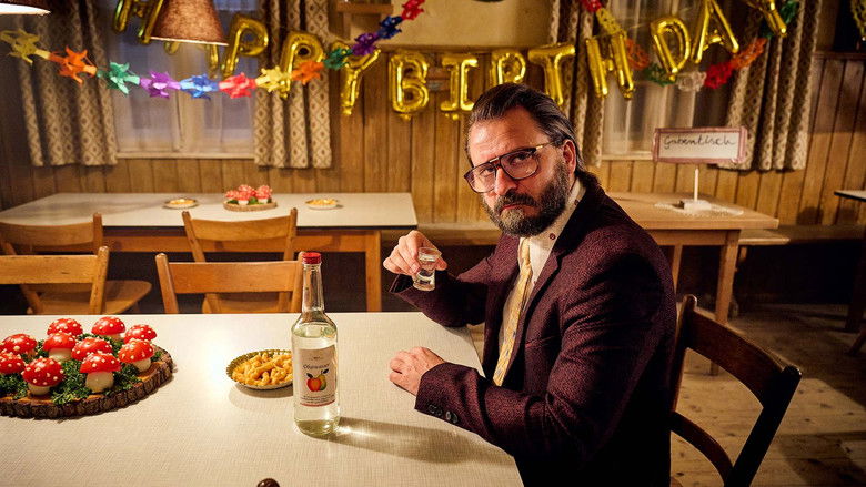 кадр из фильма Эскадрон куличей пахучих