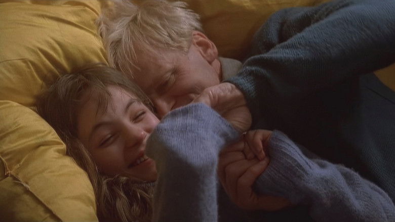 кадр из фильма Женщина-ребёнок