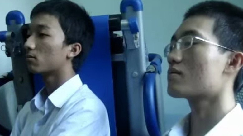 кадр из фильма A3K36-PBC: Nhiệm Vụ Bất Khả Thi