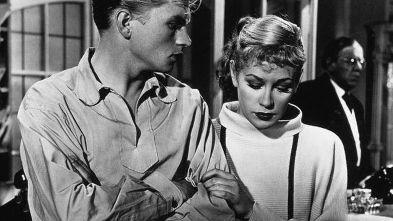 кадр из фильма Illusion in Moll