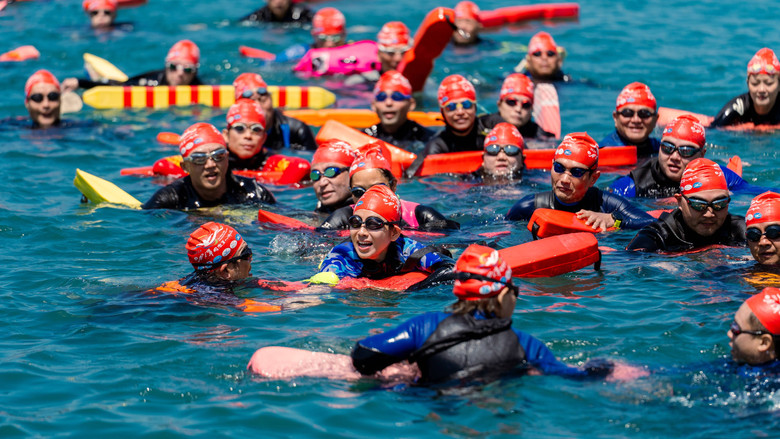 кадр из фильма 突破：三千米的泳氣