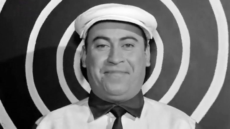 кадр из фильма Θου-Βου Φαλακρός Πράκτωρ, Επιχείρησις: Γης Μαδιάμ