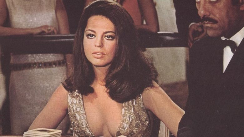 кадр из фильма Hello-Goodbye