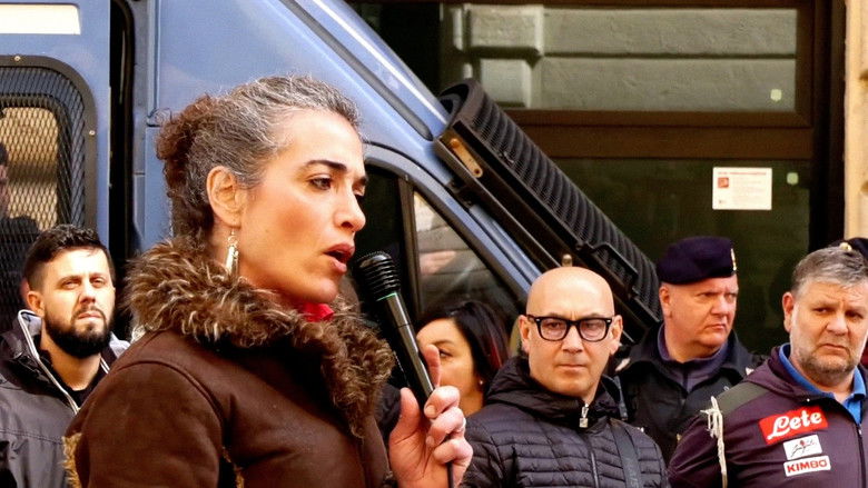 кадр из фильма Padrone e sotto