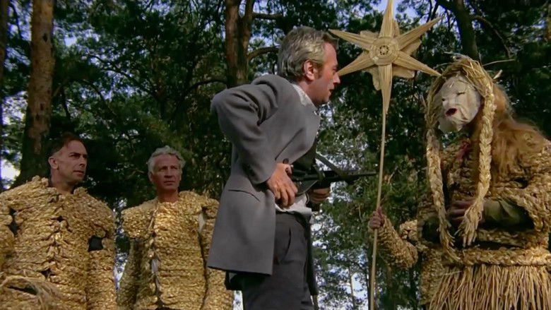 кадр из фильма Как далеко отсюда, как близко