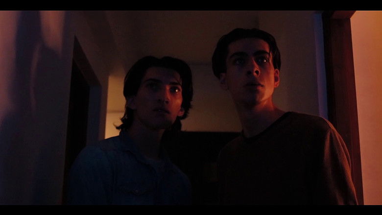 кадр из фильма Fiebre de Medianoche