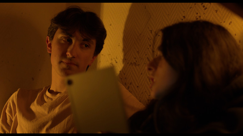 кадр из фильма Irrespirable