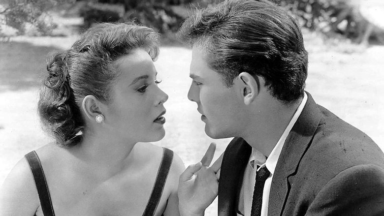 кадр из фильма Летняя любовь