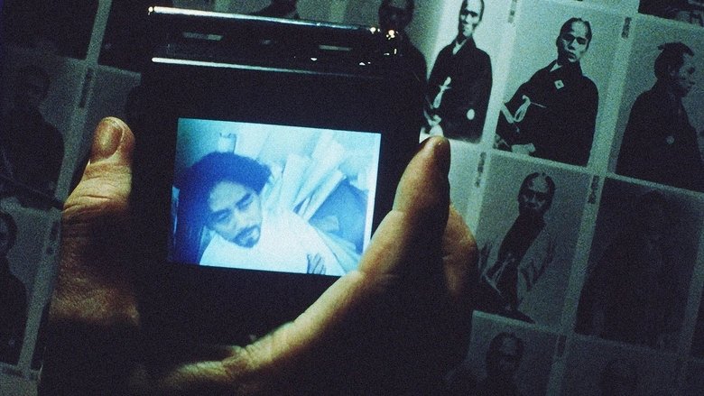 кадр из фильма Записки об одежде и городах