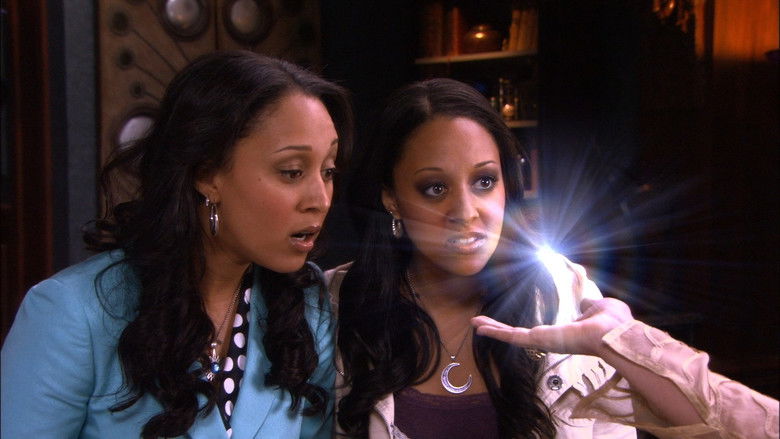 кадр из фильма Twitches Too