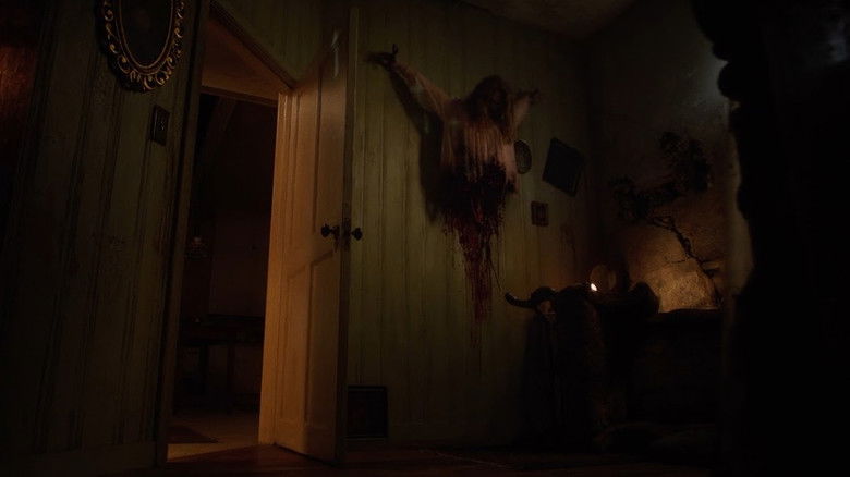 кадр из фильма Проклятие Аннабель: Зарождение зла