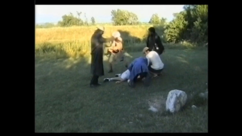 кадр из фильма Bore Lee: Sravnjeni sa Zemljom