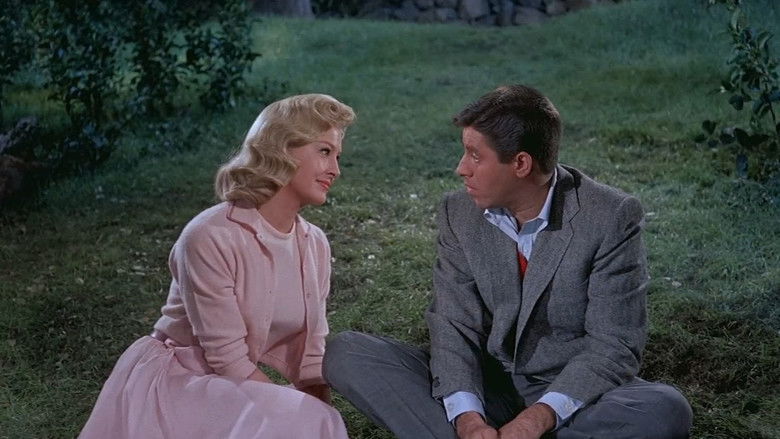 кадр из фильма Засыпай, мой малыш