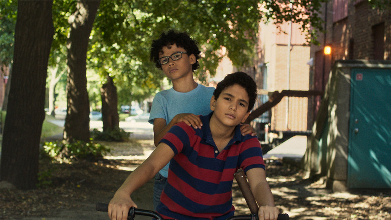 кадр из фильма Va jouer dehors