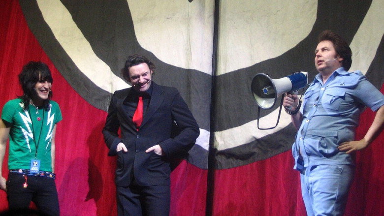 кадр из фильма The Mighty Boosh Live